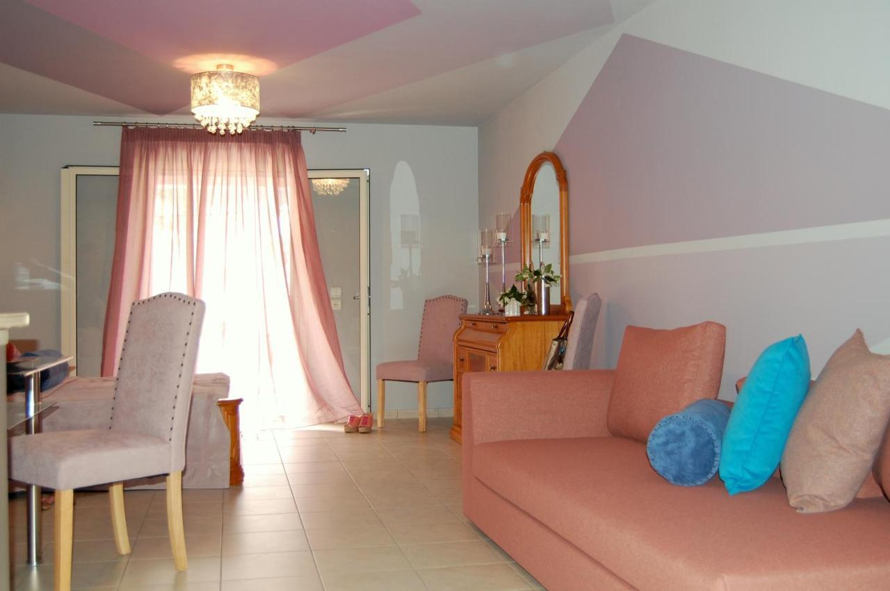 Alkyoni Apartments & Studios Poros  Bagian luar foto