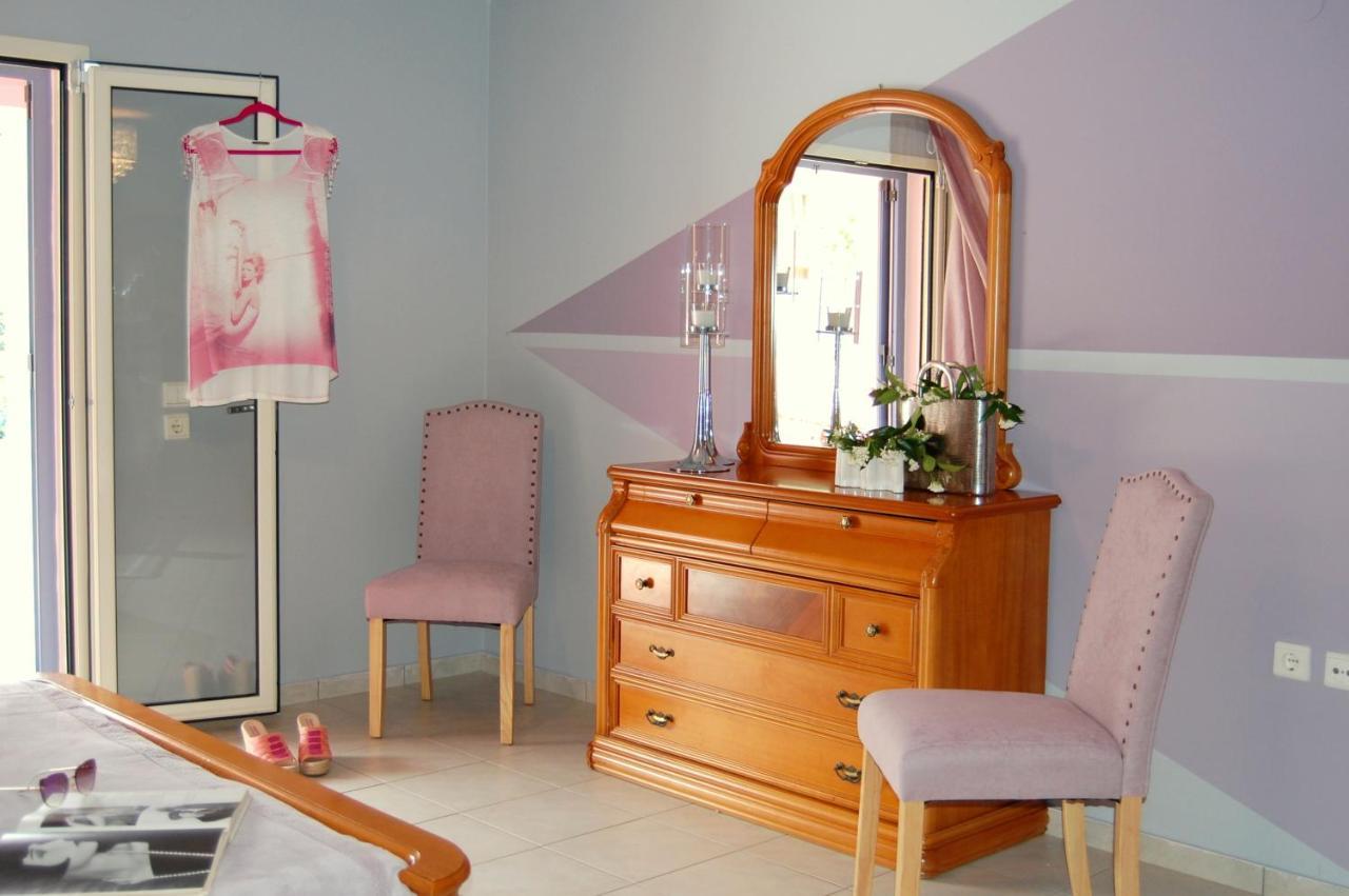 Alkyoni Apartments & Studios Poros  Bagian luar foto